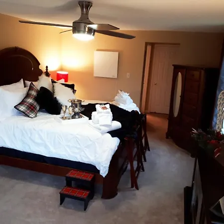 The Tartan House Bed & Breakfast-2